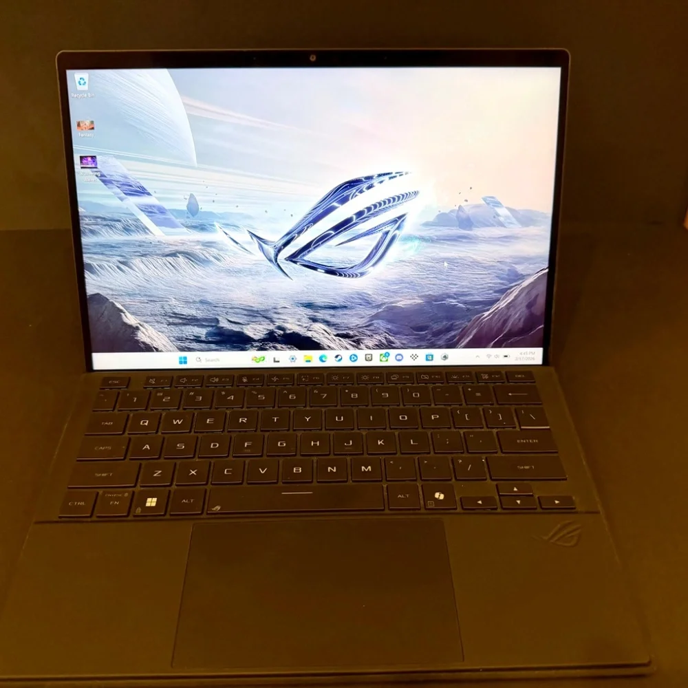 ASUS 13.4